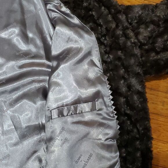Like New Dennis Bass Faux Fur Coat Size 2XL - Picture 12 of 15